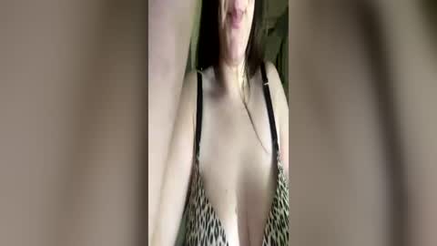 amberkni online show from 06/22/26, 07:38