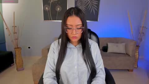 Amber  online show from 11/09/25, 10:52