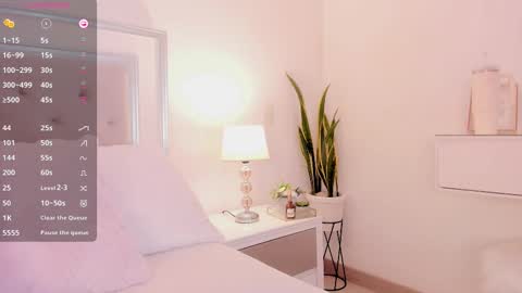 Snapshot of amberlowell chatting on 03/02/25, 11:31 Amber online show from 03/02/25, 11:31