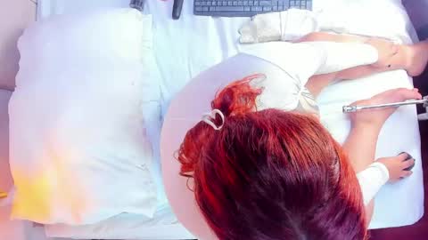 Amber .. online show from 04/22/26, 08:10