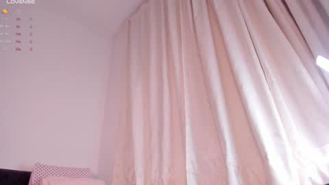 Snapshot of ambermiller04 chatting on 12/16/24, 10:18 Amber online show from 12/16/24, 10:18