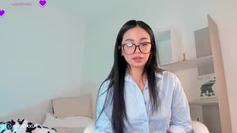 Snapshot of ambermiller04 chatting on 10/08/25, 08:28 Amber online show from 10/08/25, 08:28