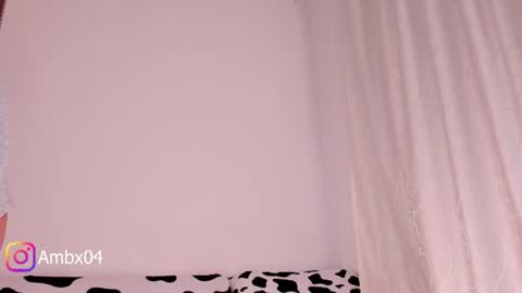 Snapshot of ambermiller04 chatting on 06/10/26, 10:25 Amber online show from 06/10/26, 10:25