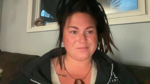 Snapshot of ambermoss7 chatting on 06/22/26, 04:42 ambermoss7 online show from 06/22/26, 04:42