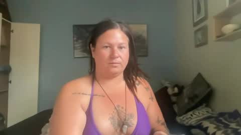 Snapshot of ambermoss7 chatting on 07/10/26, 05:59 ambermoss7 online show from 07/10/26, 05:59