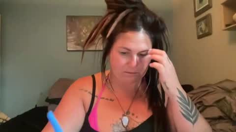 Snapshot of ambermoss7 chatting on 07/29/26, 02:53 ambermoss7 online show from 07/29/26, 02:53