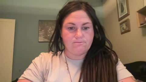 Snapshot of ambermoss7 chatting on 07/31/26, 03:28 ambermoss7 online show from 07/31/26, 03:28