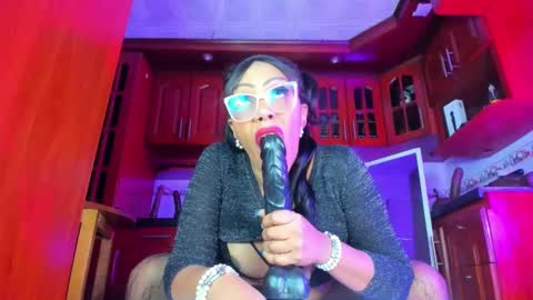   online show from 03/08/25, 01:57