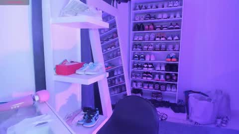 Amber online show from 02/02/26, 03:22