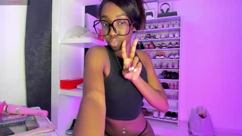 Amber online show from 02/18/26, 04:14