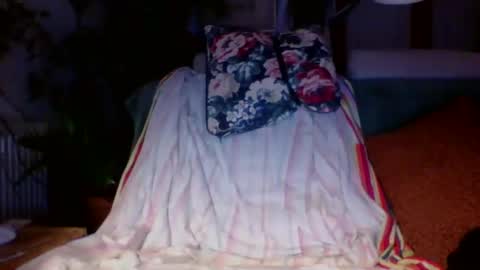 Amberr11 online show from 01/16/25, 11:06