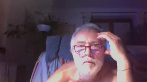 Amberr11 online show from 09/17/25, 10:44