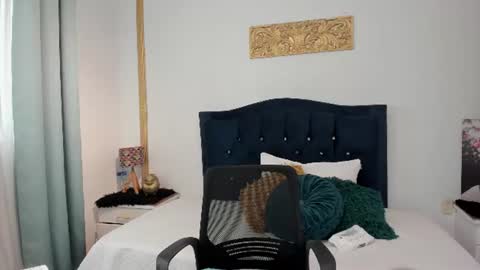 Amber  online show from 06/18/26, 07:07