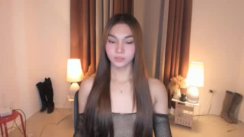 Snapshot of ambervixen69 chatting on 05/14/26, 12:50 BIGCOCK AMBER online show from 05/14/26, 12:50