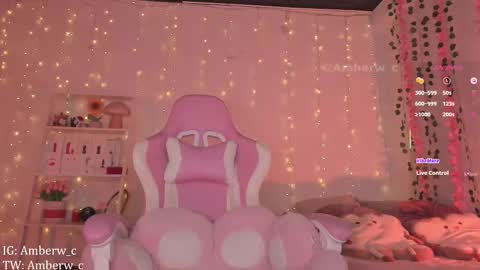 Snapshot of amberw_c chatting on 10/24/25, 02:52 IG - TW Amberw c online show from 10/24/25, 02:52