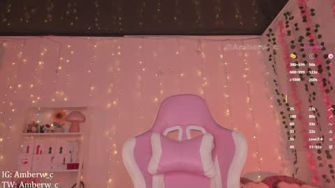 Snapshot of amberw_c chatting on 11/09/25, 02:32 IG - TW Amberw c online show from 11/09/25, 02:32