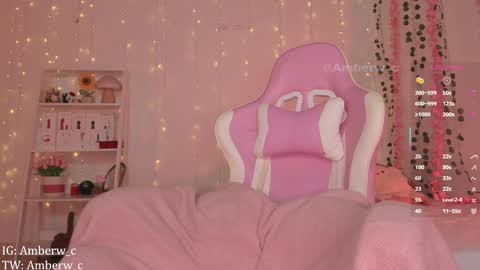 Snapshot of amberw_c chatting on 11/21/25, 02:43 IG - TW Amberw c online show from 11/21/25, 02:43