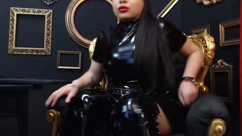 Snapshot of amberxsmithx chatting on 03/05/25, 05:29 AMBER online show from 03/05/25, 05:29