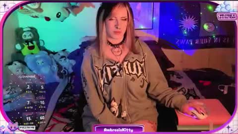 Snapshot of ambrosiakitty chatting on 05/08/26, 07:57 Ambrosia online show from 05/08/26, 07:57