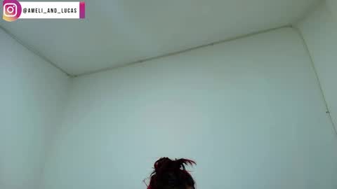 Snapshot of ameli_and_lucas chatting on 12/21/24, 03:47 Amelia  Lucas online show from 12/21/24, 03:47