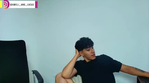 Snapshot of ameli_and_lucas chatting on 12/28/24, 03:47 Amelia  Lucas online show from 12/28/24, 03:47
