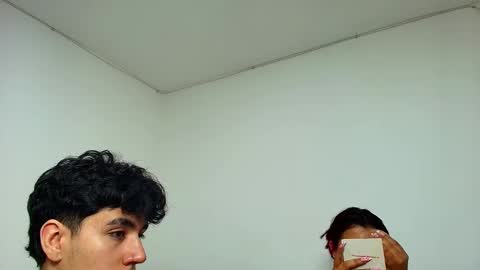 Snapshot of ameli_and_lucas chatting on 01/11/25, 03:02 Amelia  Lucas online show from 01/11/25, 03:02