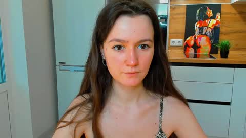 Snapshot of ameli_moon chatting on 01/26/25, 10:23 Eileen online show from 01/26/25, 10:23