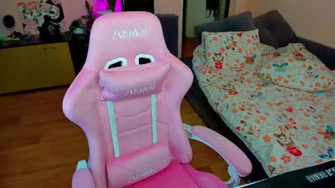 Eileen online show from 11/04/25, 02:16