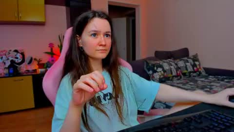 Eileen online show from 06/13/26, 04:49
