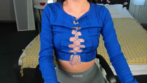 Snapshot of ameli_povilainn chatting on 11/03/25, 10:38 Ameli online show from 11/03/25, 10:38