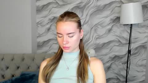 Snapshot of ameli_povilainn chatting on 12/03/25, 03:03 Ameli online show from 12/03/25, 03:03