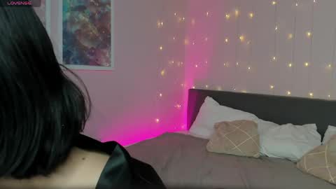 Snapshot of amelia__goth chatting on 04/20/26, 11:24 amelia__goth online show from 04/20/26, 11:24