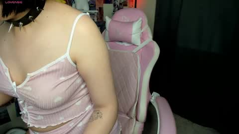 Snapshot of amelia__goth chatting on 05/24/26, 11:15 amelia__goth online show from 05/24/26, 11:15