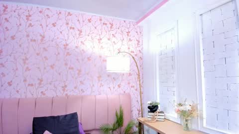 Amelia Adams online show from 11/06/25, 07:15