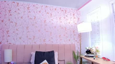 Amelia Adams online show from 11/21/25, 07:12