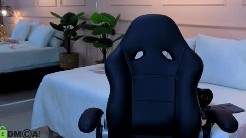 AMELIA online show from 01/14/26, 11:49