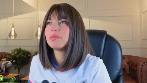 AMELIA online show from 04/23/26, 12:04