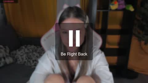 Snapshot of amelia_lein chatting on 01/04/25, 03:07 Your Amelia online show from 01/04/25, 03:07