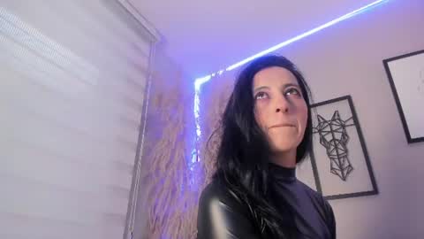 Snapshot of amelia_simpson chatting on 06/20/26, 07:05 online show from 06/20/26, 07:05