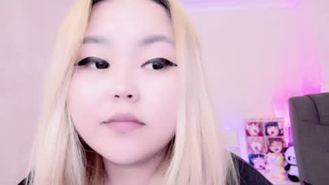 Amelia online show from 02/06/25, 07:35