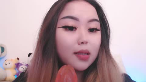Amelia online show from 05/04/26, 06:04