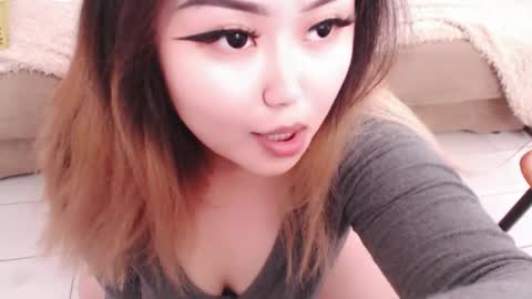 Snapshot of amelia_sunlight chatting on 05/12/26, 04:04 Amelia online show from 05/12/26, 04:04