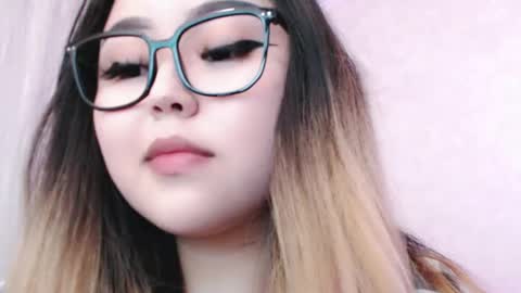 Snapshot of amelia_sunlight chatting on 05/14/26, 06:04 Amelia online show from 05/14/26, 06:04