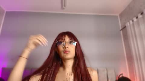 lia online show from 10/03/25, 12:13