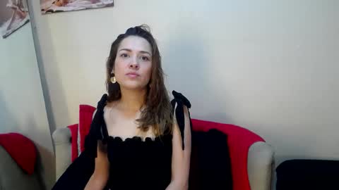 Amalia Castro online show from 11/25/25, 06:52