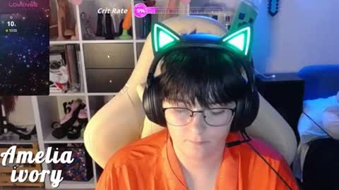 Snapshot of ameliaivory chatting on 06/22/26, 06:21 ameliaivory online show from 06/22/26, 06:21