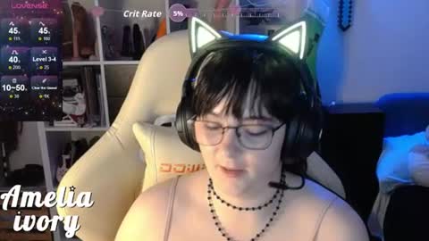 Snapshot of ameliaivory chatting on 06/25/26, 05:12 ameliaivory online show from 06/25/26, 05:12