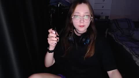 Amelia online show from 12/02/25, 12:27