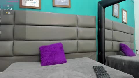 Amelia online show from 12/27/24, 12:34