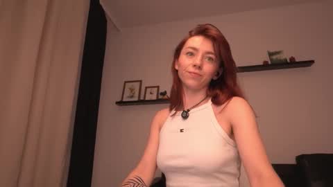 Amelia   online show from 09/23/25, 04:21